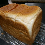 神戸食パン本舗 - 一本　550円