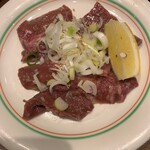 焼肉 鶯谷園 - 生ハツ　660円