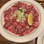 焼肉 鶯谷園 - タンスジ塩　550円