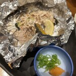 小料理 奈かの - たらの白子ホイル焼き