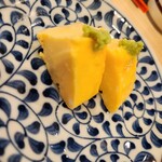 もつ焼き はる - 意表を突く卵焼き