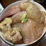 旅荘 みなと - お刺身乗っけ丼