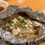 鮨 うみから - 白身魚とキノコのホイル焼き。秋ですね♪