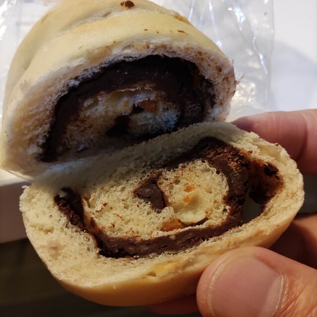 こむぎ屋 天然酵母 こむぎ - 橋本/パン | 食べログ