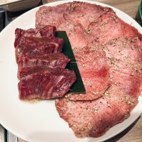 焼肉うしごろ 新宿三丁目店 - 