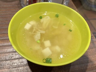 海南チキンライス 夢飯 - スープ