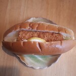 パンと洋菓子 さくら堂 - エビカツパン２００円