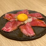 焼肉とWINE TORAYOSHI - TORAYOSHIユッケ