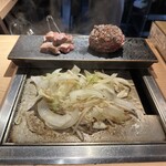 神戸 赤ふじ - 野菜もたっぷり焼いてくれます。(お肉の脂で焼いて行くので甘みが最高でした)