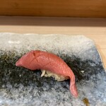 築地秀徳元祖 - 中トロ（ほとんど大トロ）