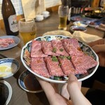 神保焼肉料理店 - 