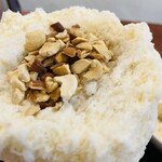 こひる庵 - 紅茶あんにナッツをプラス　美味しいに決まってるわ(￣▽￣)