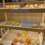 Lion BAKERY - 店内