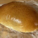 ケーワン - クリームパンは出来たてだったので迷わず購入しました