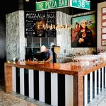 ザ ピッツァバー ON 38TH - 