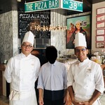 ザ ピッツァバー ON 38TH - 