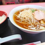 亀福食堂 - 2023年10月　ラーメンとライス