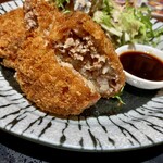 鰻・馬肉料理 浜乃屋 - 馬肉メンチカツセット