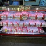 鶏福館 - 店内陳列①