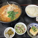 広東菜館 香園 - 料理写真:坦々麺定食