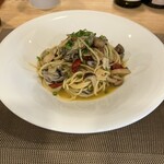 BISTROT REGAL - 牡蠣と柚子胡椒のパスタ