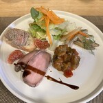 BISTROT REGAL - 鳥レバーのパテ ローストポーク ラタトイユ わかさぎマリネ