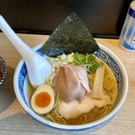 寿製麺よしかわ 坂戸店 - 煮干しそば白醤油