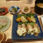 221571290 - 象印御膳(1,980円)
                      鶏肉と秋野菜の唐揚げ定食