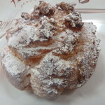 デザート ラボ ショコラ - シュークリーム￥200