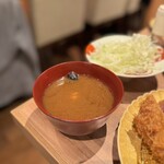 銀座とんかつ檍 - 赤出汁のしじみ汁