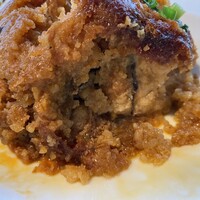 珞珈壹号 銀座店 - 粉蒸肉の中身 珞珈壹号 銀座店 - 粉蒸肉の中身