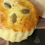 Numéro 5 Paris - Scone pumpkin 410円