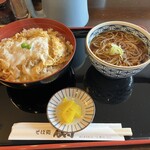 そば処 蔵寿 - カツ丼冷がけ1000円