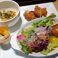 ブッフェアンドカフェ スロープサイドダイナー ザクロ - ブッフェ・サラダバー