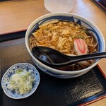 Yanagiya - たぬき蕎麦。