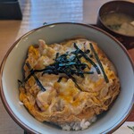 Yanagiya - 親子丼近景。