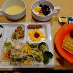 コンフォートホテル - 料理写真:朝食バイキング
