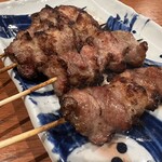 焼き鳥・もつ焼 新 - 