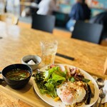 SUN FARMERS CAFE - SUN FARMERS PLATE（全部のせ、限定5食）