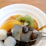 銀座やまう - 白玉あんみつとお漬物