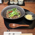 Guan - 温玉肉ぶっかけそば、揚げ玉付き