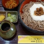 レストラン 農香庵 - なめことろろ蕎麦(大)1,410円