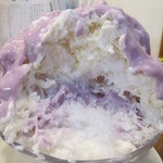 慈げん - 紫いもマスカルポーネ　S　５８０円　断面には層がありました(^^)