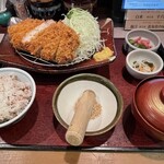 かつ波奈 - #中ロースかつ定食(雪国育ちぶた)