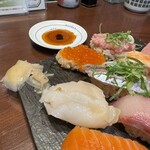 Sushi Sake Saka Na Sugi Tama - ご飯が色付いている｡赤酢？