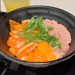 全国ご当地丼ぶり屋台 - ねぎとろサーモン丼