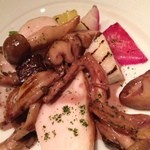 アンフュージョン - 九州華味鶏ムネ肉とキノコのフリキャッセ