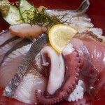 釣船の家 海蓮丸 - 浦サワラ炙り海鮮丼