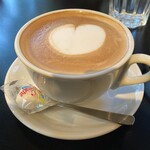 ベーカリー&レストラン 沢村 - カフェラッテ