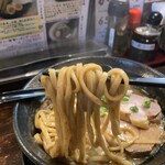 にぼしこいし - 麺リフトアップ